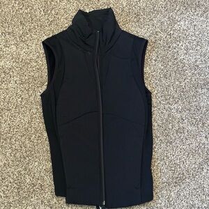 lululemon athletica Black Sleeveless Zip-Up Vest